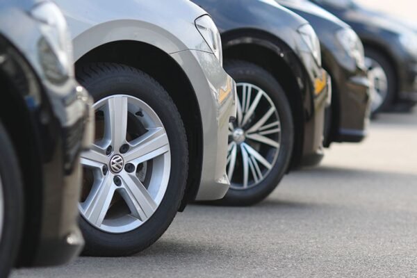 London Car Showroom Guide for First-Time Buyers