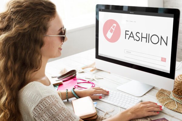 How Digital Marketing Services Benefit Fashion Brands